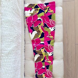 Trina Turk floral cropped slim cut pants Size 4